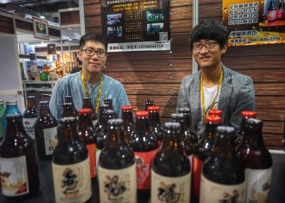 Deman Brewery from Qingdao offer samples in the Craft Beer Community.